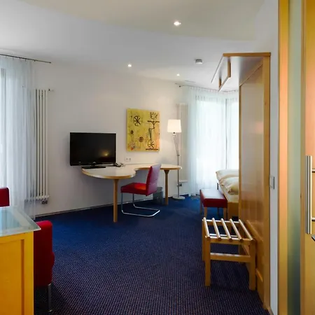 Parkhotel Schillerhoehe فندق مارباخ أم نيكار