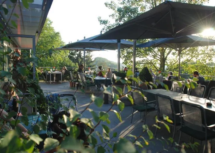 Отель Parkhotel Schillerhoehe Марбах-ам-Неккар