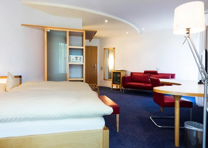 Отель Parkhotel Schillerhoehe